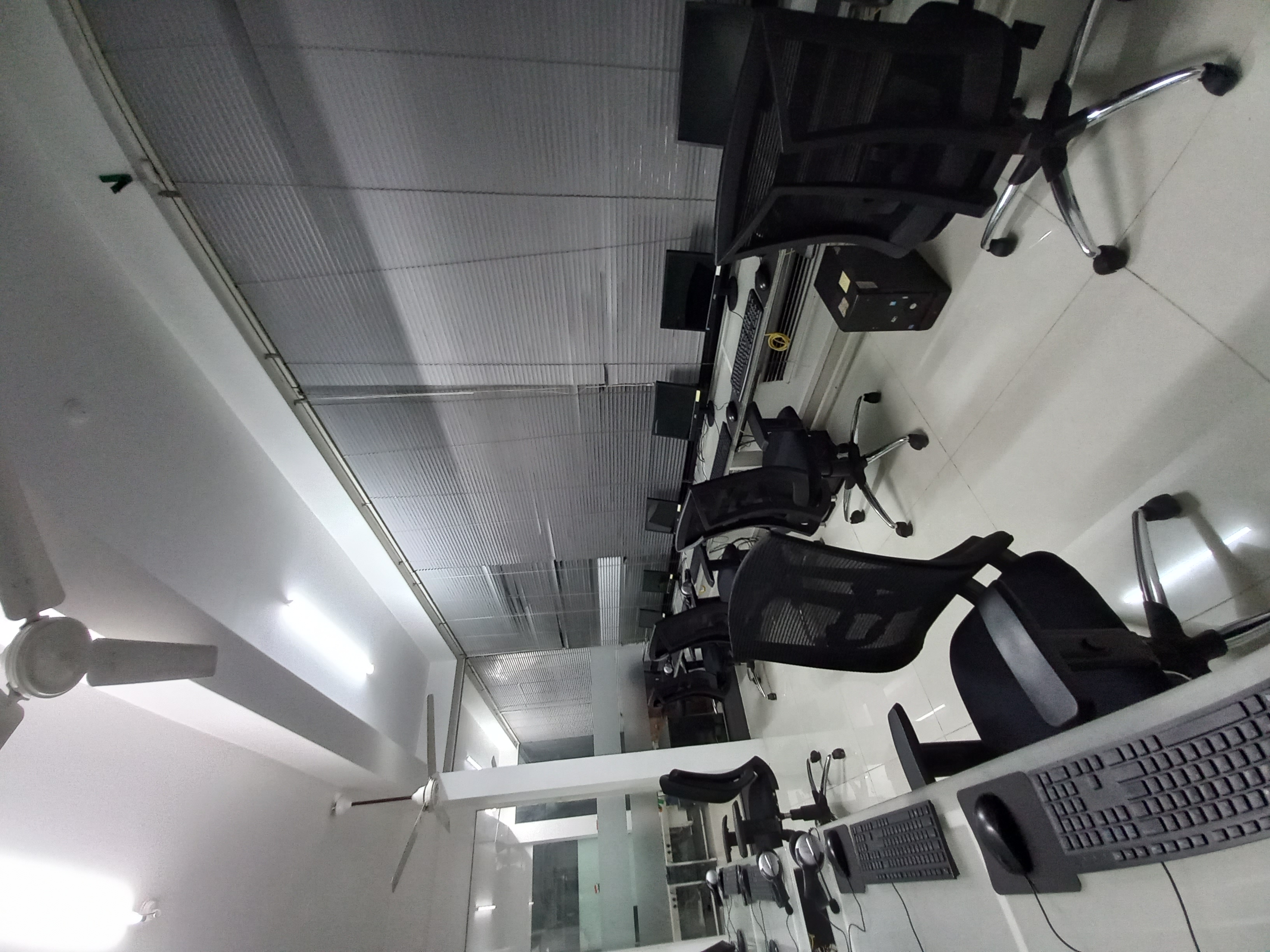 LSpace six seat office